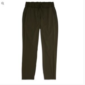 Lululemon On The Fly Pant - Size 4